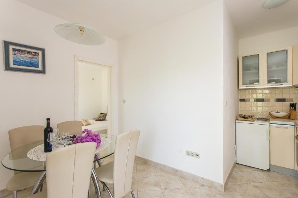 Apartments Maria Donje Celo Bagian luar foto