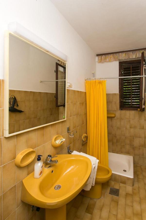 Apartments Maria Donje Celo Bagian luar foto